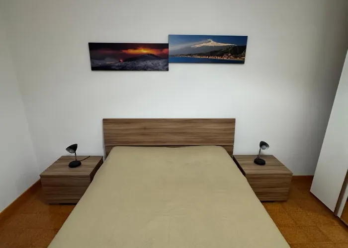 A Montagna E U Mari Lägenhet Aci Castello